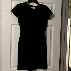 WOMEN’S RONNI NICOLE BLACK DRESS : SIZE 4